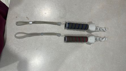 VR extended hands and head strap
