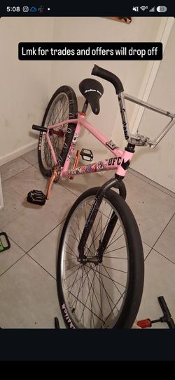 Throne x chad 29in (not free read description)