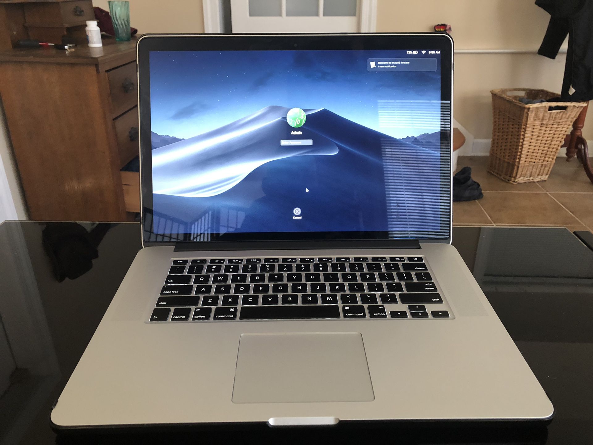 2015 MacBook Pro 15” i7, 16 GB ram, 250 GB SSD