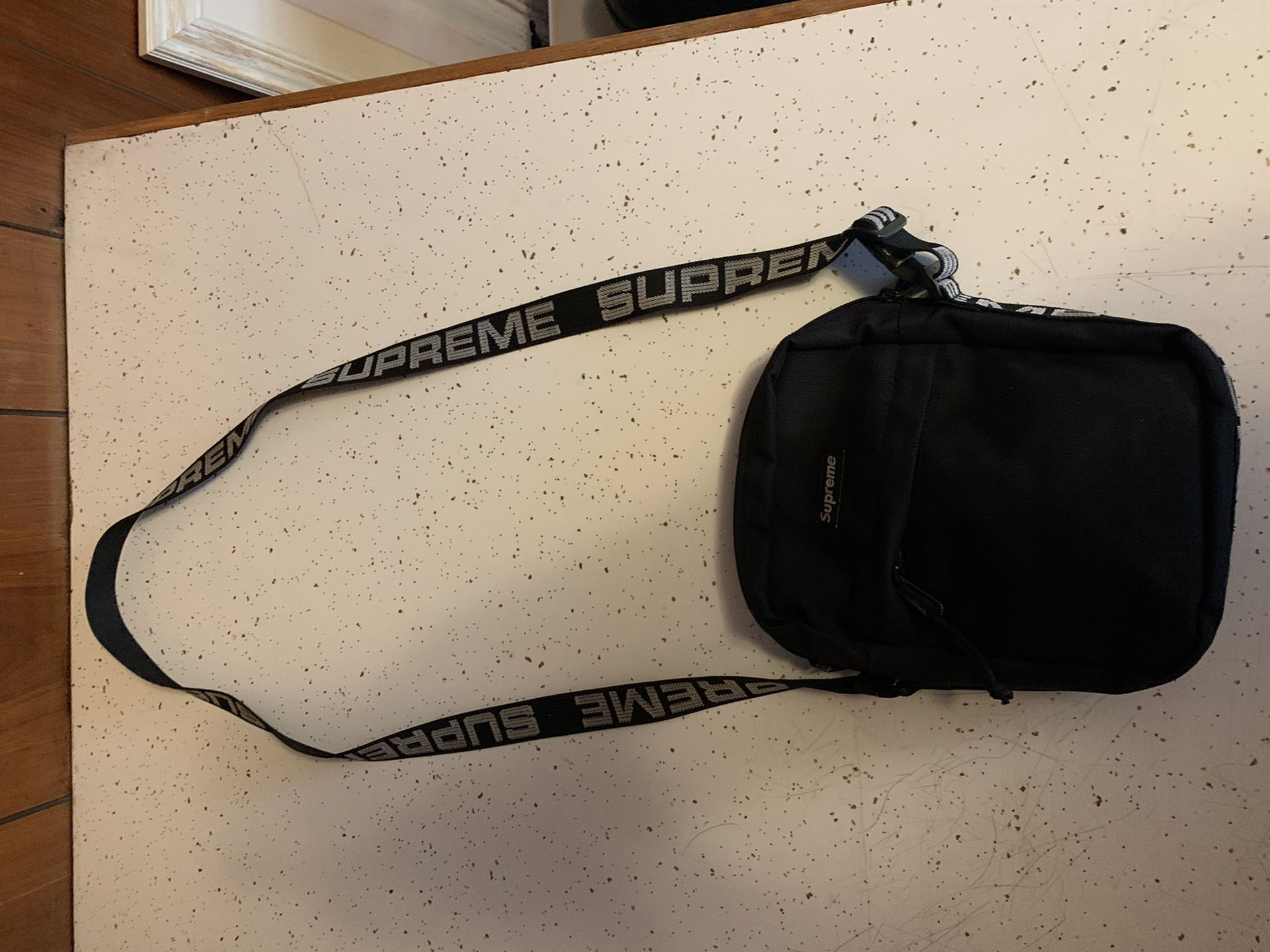 Supreme Shoulder Bag SS18