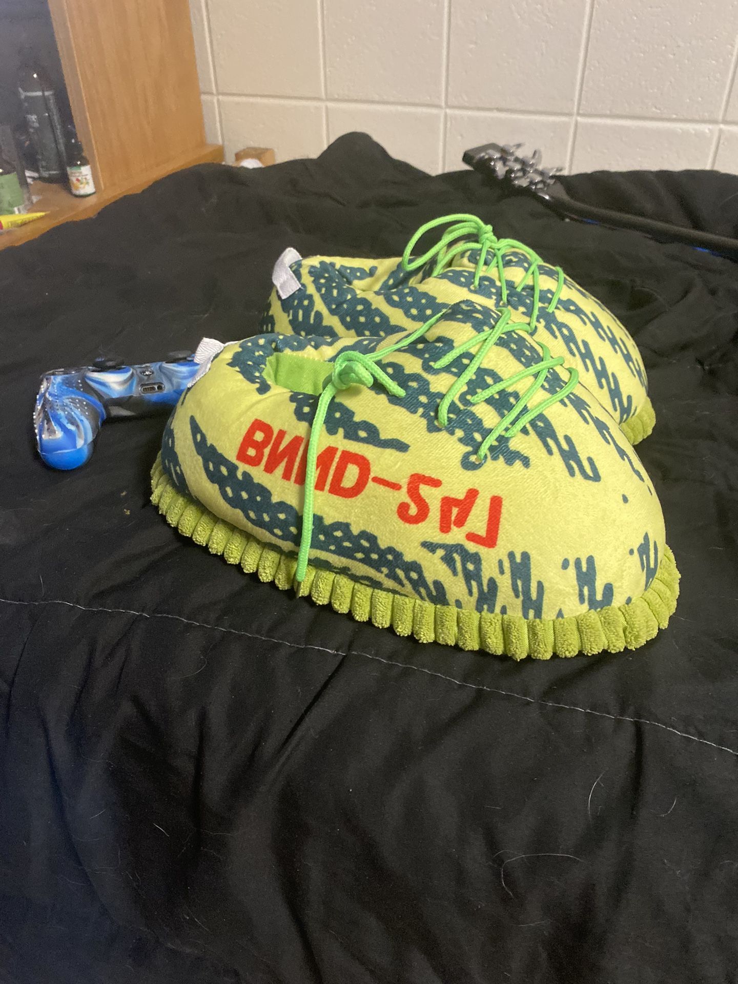 Yeezy Plush Slippers