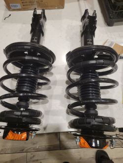 1992-----1996 Toyota Camry 2.2 complete front struts part# 171979 -----171980