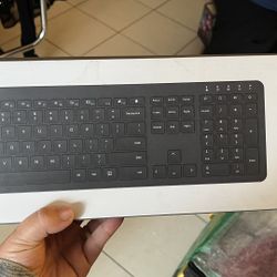 Brand new wireless mouse and keyboard set