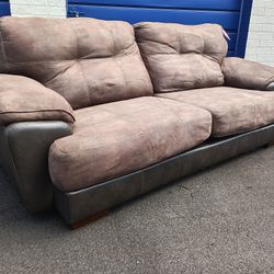 XXL Catnapper Sofa FREE DELIVERY 