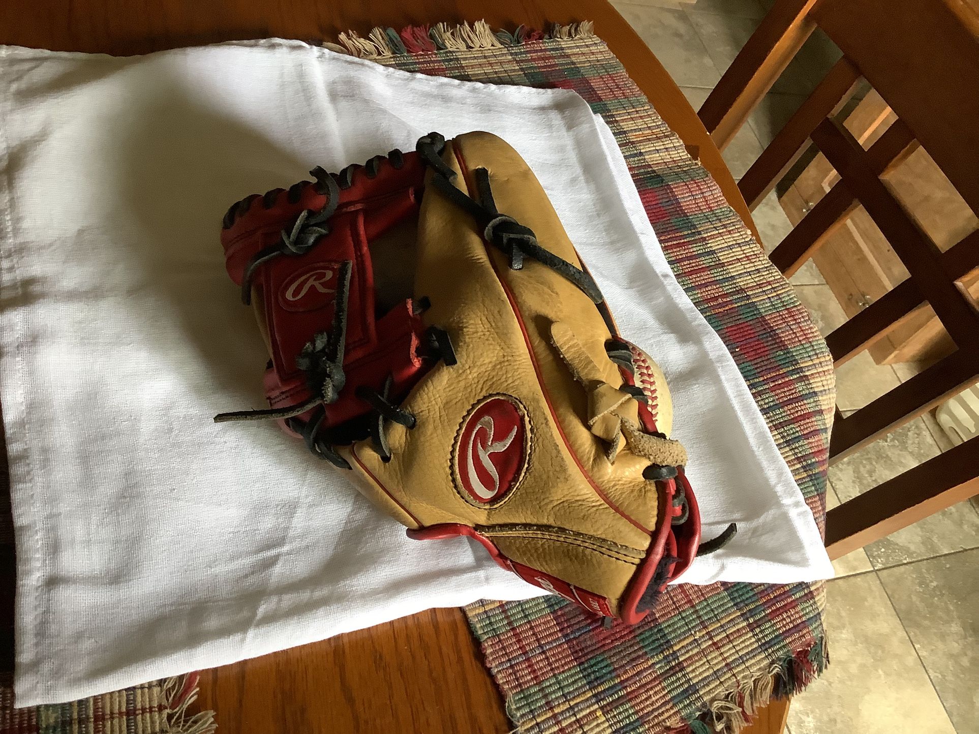 Rawlings Select Pro Lite Baseball Glove 11 1/4 Inch, all leather shell glove. Addison Russel model