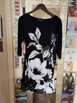 🖤 White House Black Market Floral Dress - XS - $20