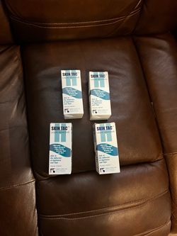 Skin Tac Liquid Adhesive – Lot of 4