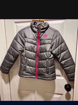 Chamarra De North Face Para Niña Talla 7/8 En Muy Buen Estado .$40