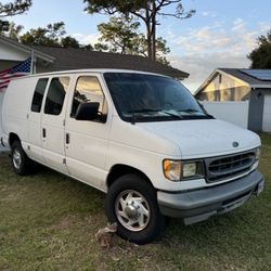 Ford Econoline E-350  Super Duty