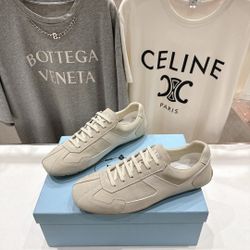 Pr,ada     shoes  