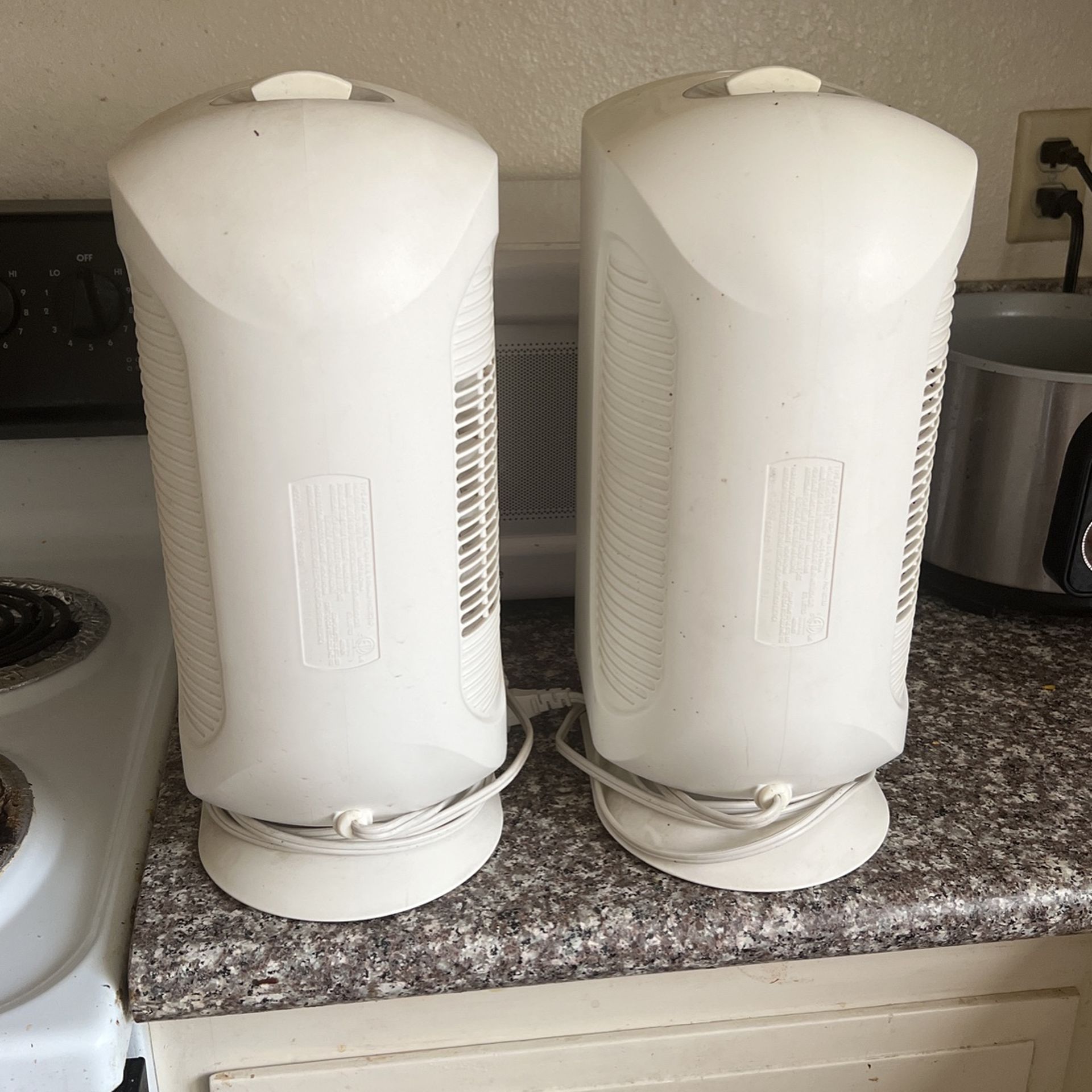 2 Hamilton Beach TrueAir Air Purifiers