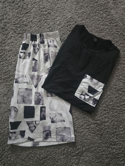 Men's Matching T-Shirt and Shorts PJ Set