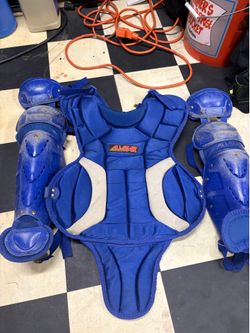 ALL STAR BLUE CATCHERS GEAR. NO HELMET!