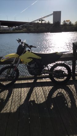 2006 Suzuki RMZ250