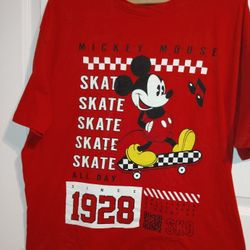 Mickey Mouse x Primark California Skate All Day 1928 Red T-Shirt Size m