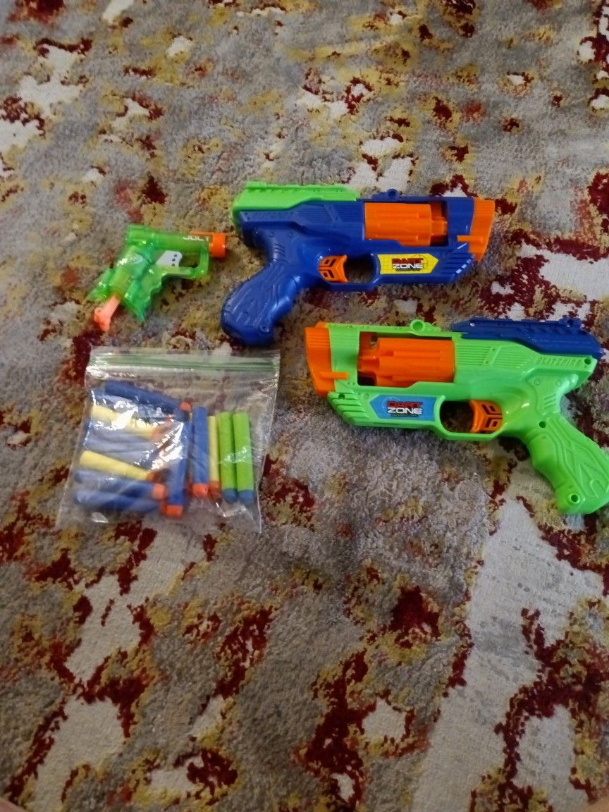 2 Dart Zone Blitzfire Quickshot Auto-Advance Rotating Cylinder Dart Blaster with 6 Waffle-Tip Darts, 9 inches Nerf Guns, Mini Nerf Gun and 15 Darts