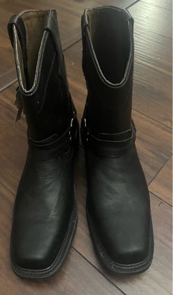 ARCO Boots number 10 1/2