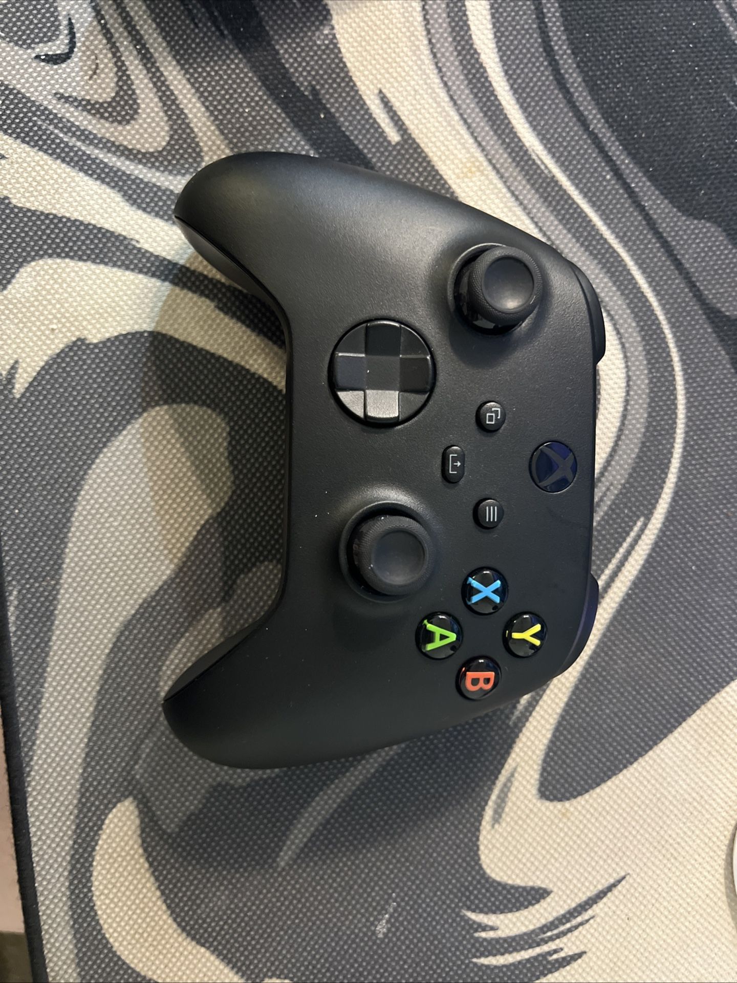 Xbox Wireless Controller-Carbon Black  (Open Box)