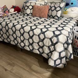 Full Size Bed Frame And Mattress 