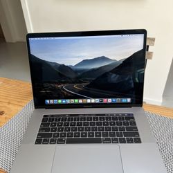 2019 15” MacBook Pro Intel i9 16 GB ram 516GB Storage