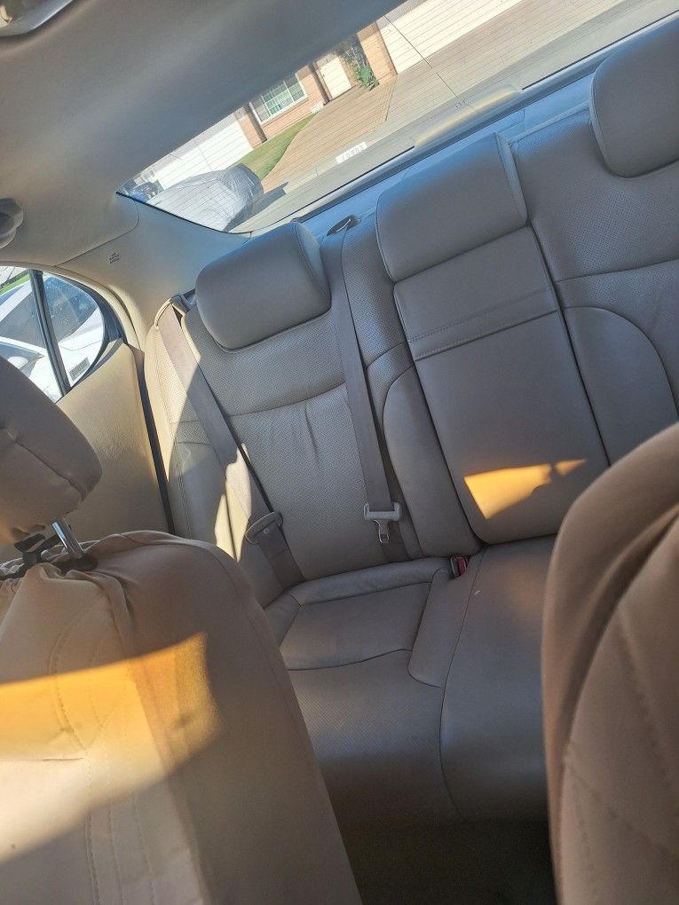2005 Lexus ES 330