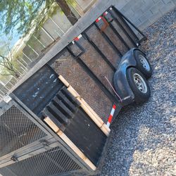 Trailer.    Para yardas