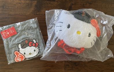 Hello Kitty  Exclusive VIP Shirt And Backpack From San Francisco Giants 