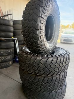 Tires,llantas 40x18.50r17