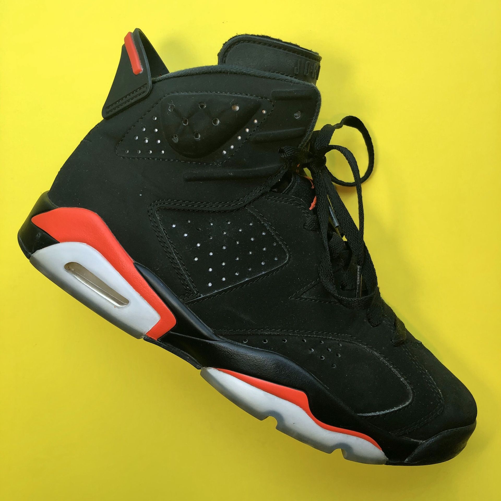 Jordan 6 ‘Infrared’ - Size 8