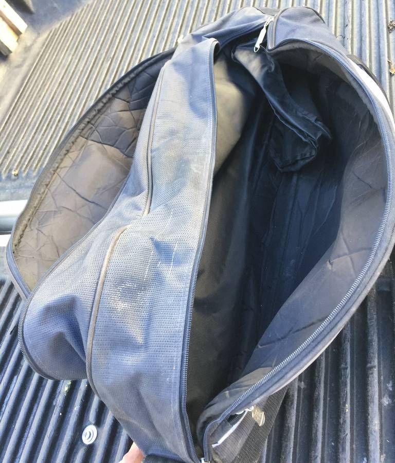 PRINCE Squash / Tennis Bag-Holds 6 to 8 rackets (Never Used)