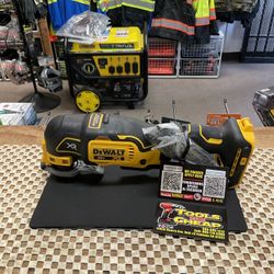 DEWALT 20V MAX XR Cordless Brushless 3-Speed Oscillating Multi Tool (Tool Only)