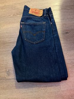 Men Levi pants