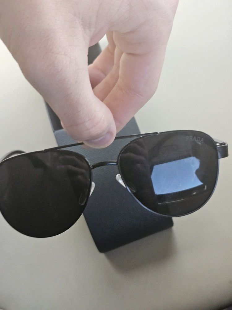 Black Sunglasses With Red Strip In The Side