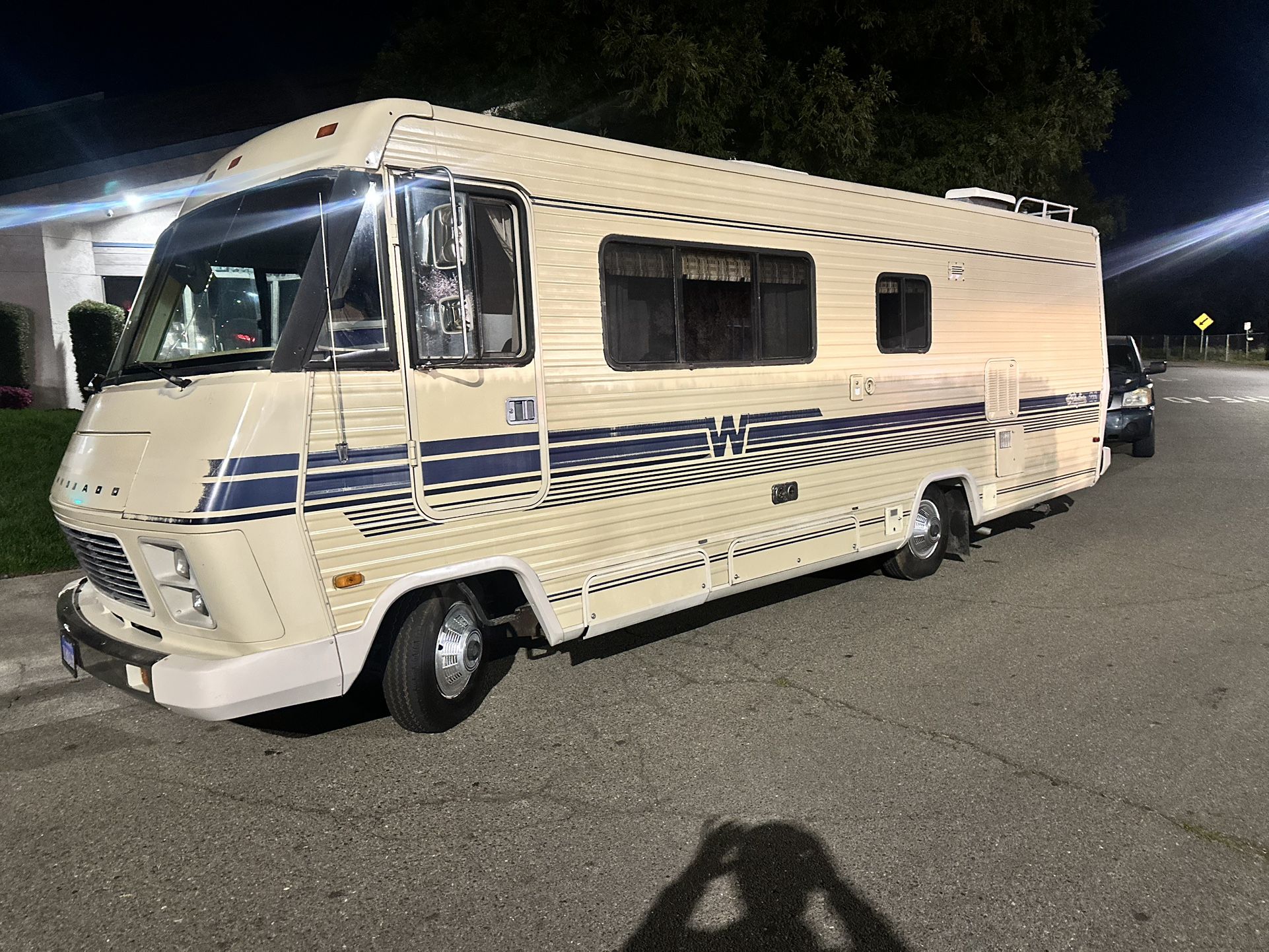 1985 Winnebago Chieftain