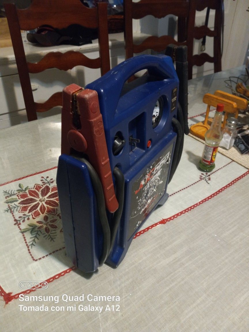 Jumper Starter