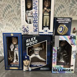 Dodgers Boobleheads And Ring