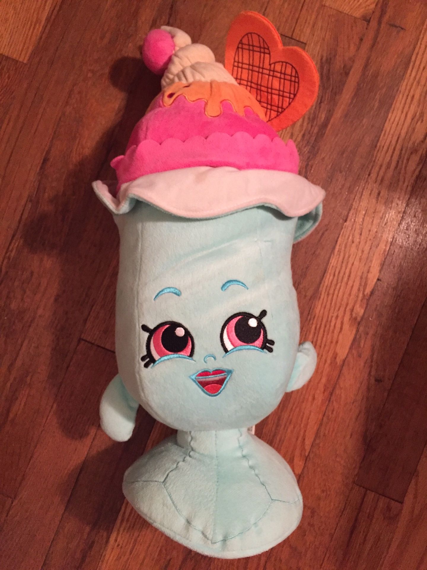 Rare 21” jumbo suzie shopkins ice cream sundae plush stuffed