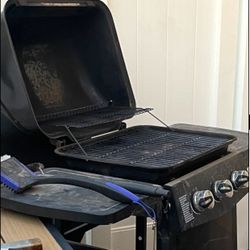 Bbq Grill Includes Propane Tank 
