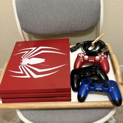 $400 PlayStation 4 Pro Spiderman Limited Edition w/ 6 games + Kingdom Hearts 3 Deluxe Edition