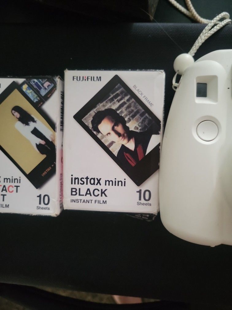 Instant Camera