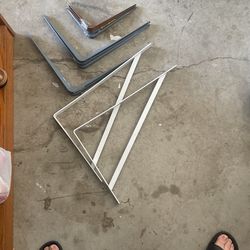 Metal Shelf Brackets