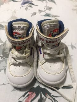 Warner Bros Tiny Toon Adventures Bunny Kids Hi-Top