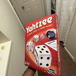 Yahtzee dice game