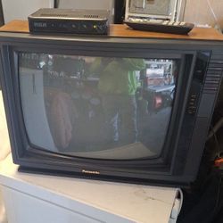 Vintage Cr Tv