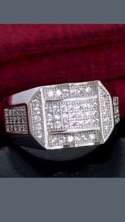 HANDSOME MENS STERLING RING WITH CUBIC ZIRCONIA STUDS STAMPED 925 SIZES,11,12.