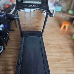 Pro Form Trainer 8.5 Treadmil
