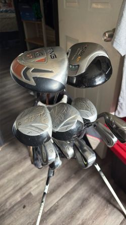 Lefty golf clubs