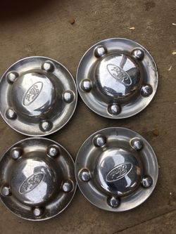 FORD HUB COVERS 5 lUGS