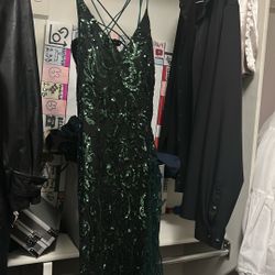 Green/black prom/homecoming dress size M