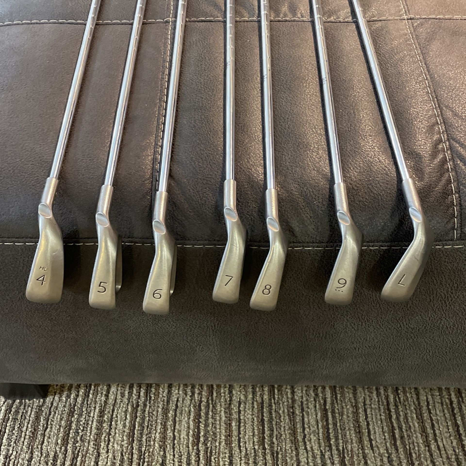 Ping G2 Iron Set (4-9 + Loft Wedge)